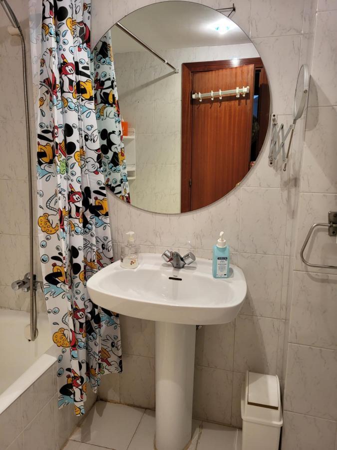 Habitacion Privada กาสโตร-อูร์เดียเลส ภายนอก รูปภาพ